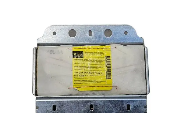 KIA Sorento Passenger airbag 845003E600 607891800A