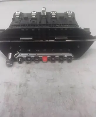 Peugeot 208 I Climate control unit 9823457080