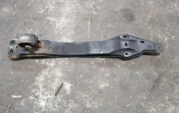 Dodge Journey Engine mount bracket