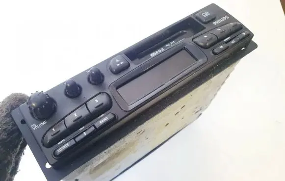 Mazda Xedos 9 Radio/CD/DVD/GPS head unit
