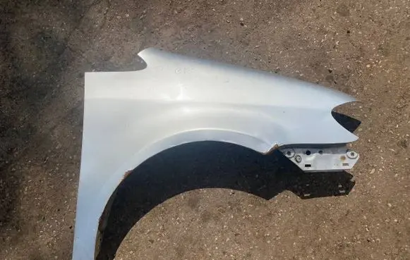 Volkswagen Touran I Fender 1T0821216