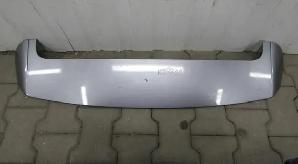 Tailgate/trunk spoiler