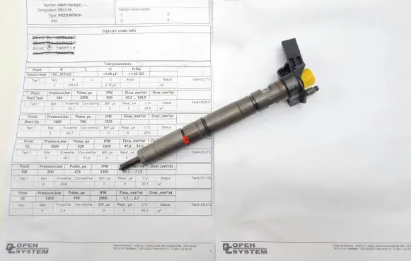 Volkswagen Golf VI Fuel injector 03L130277 0445116030