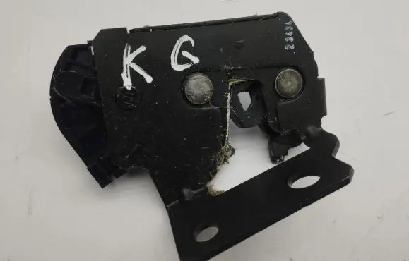 Volvo XC90 Tailgate lock latch 30649106