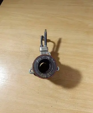 Ford Mondeo MK I Clutch slave cylinder 94ZT7A564BB
