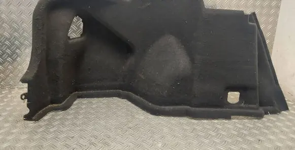 Toyota Avensis T270 Trunk/boot lower side trim panel 
