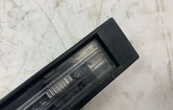 Opel Insignia A Number plate light 13251936