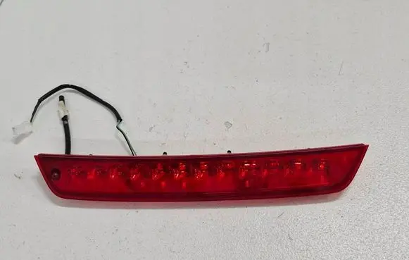 Hyundai Tucson TL Third/center stoplight 92700-D7