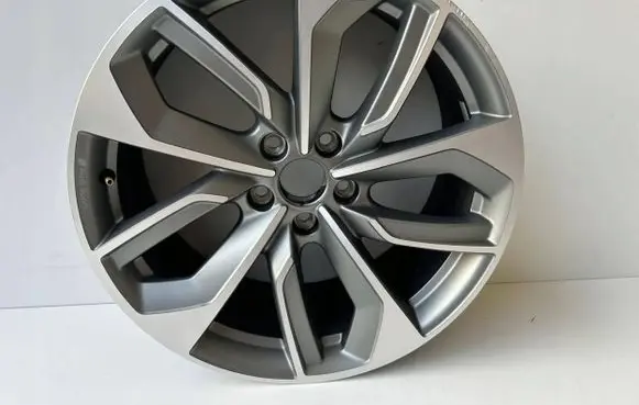 Audi Q2 - R19 alloy rim 81A601025AC