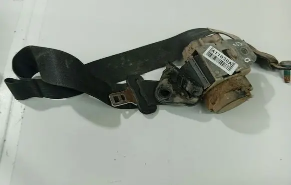 Fiat Freemont Rear seatbelt 