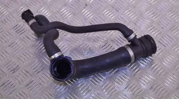 BMW 5 E60 E61 Engine coolant pipe/hose 7546064