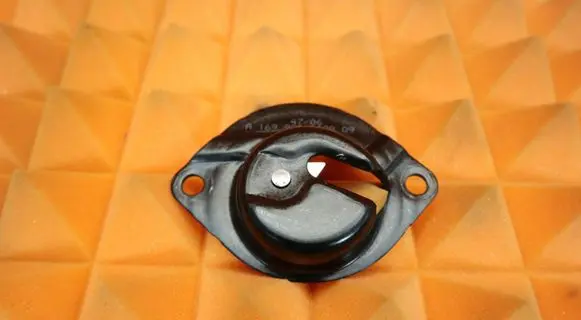 Mercedes-Benz B W245 Seat back rest lock catch 1699200188 A1699200188