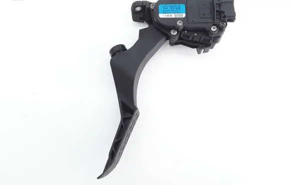 Volkswagen Transporter - Caravelle T5 Accelerator throttle pedal 7H1723503