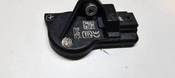 Jeep Grand Cherokee WL Tire pressure sensor 68339096AB