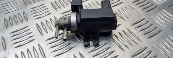Audi A4 S4 B6 8E 8H Turbo solenoid valve 8E0906627A 72290335