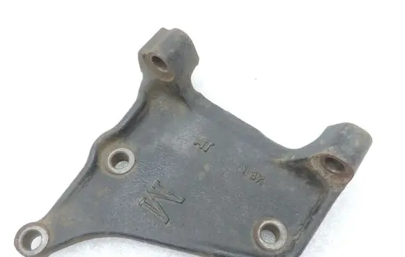 Toyota RAV 4 (XA20) Gearbox mounting bracket 3611842020