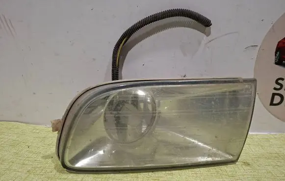 Skoda Octavia Mk2 (1Z) Front fog light 1Z0941699 P4SHX15201A 1Z0941701