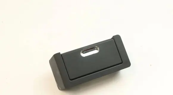 BMW Z3 E36 Ashtray (front) 8144796 51168399920