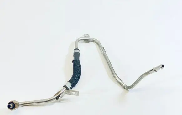 Volkswagen Golf VII EGR valve line/pipe/hose 04L131552DQ 04L131582B