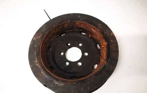Land Rover Discovery 3 - LR3 Crankshaft pulley 