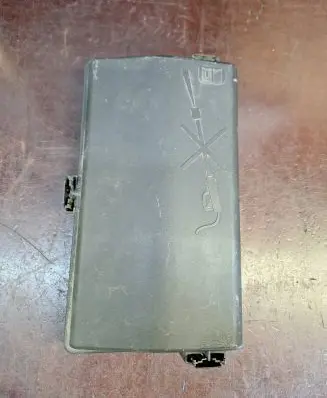 Opel Insignia A Fuse box cover 13222784 544949969