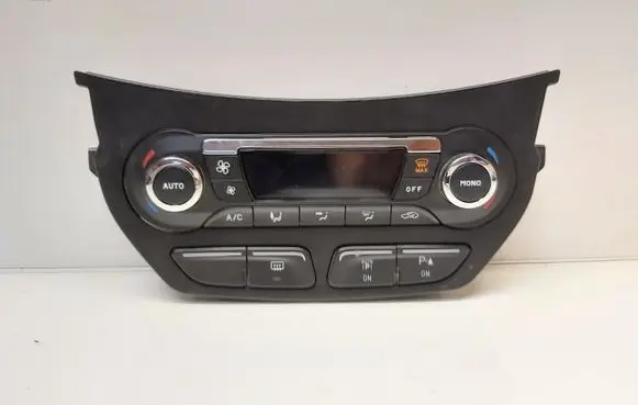 Ford C-MAX II Climate control unit AM5T18C612BJ