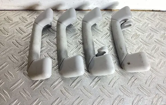 Lexus RX 450H A set of handles for the ceiling 