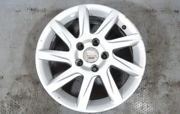 R16 alloy rim