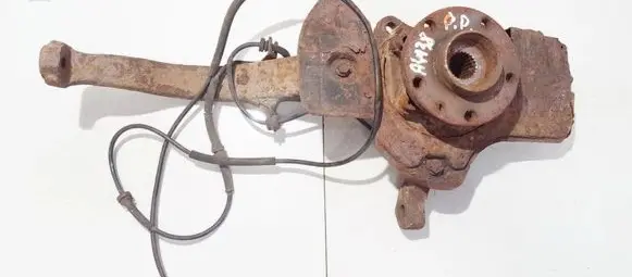 Front wheel hub