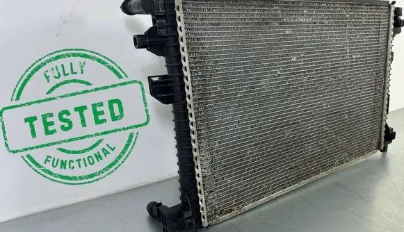Volkswagen Tiguan Coolant radiator 5Q0121251HF