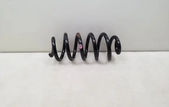 Nissan Qashqai J12 Rear coil spring