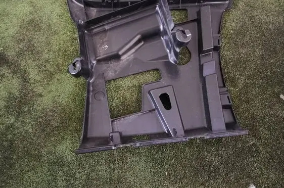 BMW 4 F32 F33 Rear bumper mounting bracket 7384465
