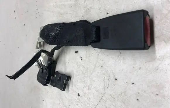 Mazda 6 Rear seatbelt buckle 186241B