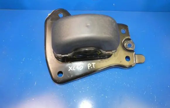 Volvo XC40 Rear suspension control arm 32221323 8888768865