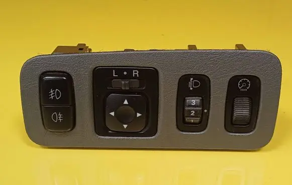 Mitsubishi Space Wagon Headlight level height control switch MR190956