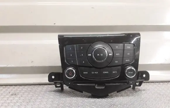 Chevrolet Cruze Radio/CD/DVD/GPS head unit 96948426 9798426A090190588