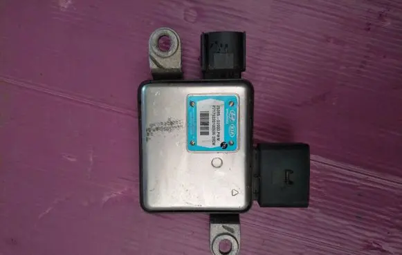 Hyundai Ioniq Coolant fan relay 25385G2000