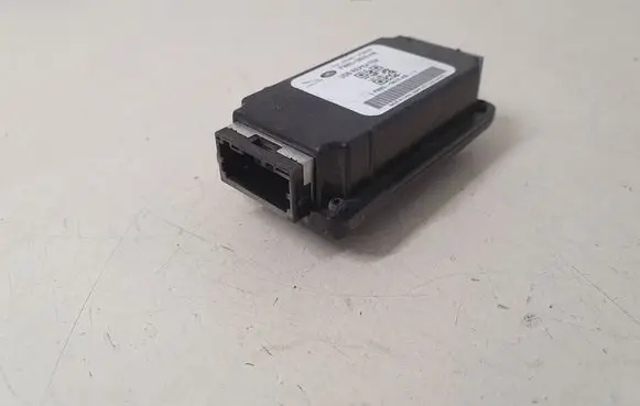 Jaguar F-Pace USB control unit FW9319010AB