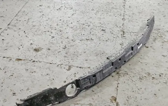 BMW 4 F32 F33 Front bumper foam support bar 7289912 06107108 21106410
