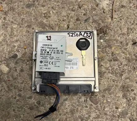 BMW 5 E39 Engine ECU kit and lock set 7789376 6905666