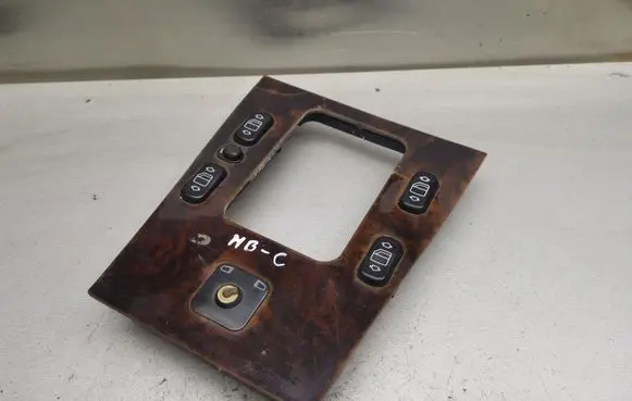 Mercedes-Benz C W202 Electric window control switch 2028208210