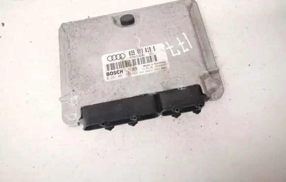 Audi A4 S4 B5 8D Engine control unit/module 038906018S 0281001721