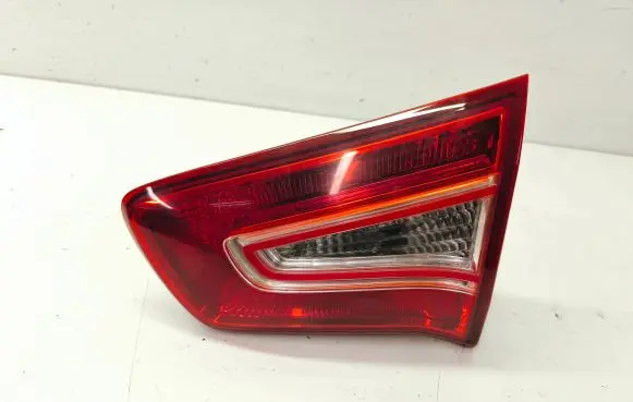 KIA Sportage Tailgate rear/tail lights 924063W0
