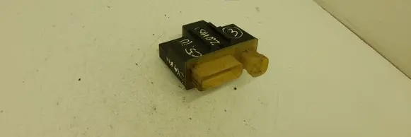Citroen C5 Glow plug pre-heat relay 9652021180