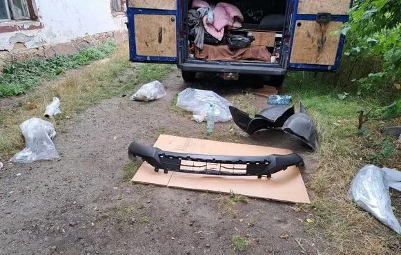 Ford Kuga III Front bumper lip LV4B17C831JB5YZ9
