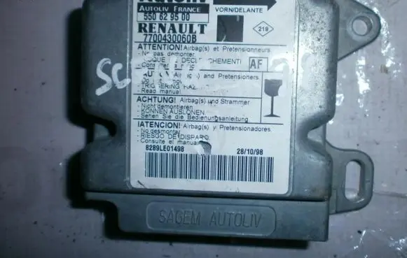 Renault Scenic I Airbag control unit/module 7700430060B 550629500