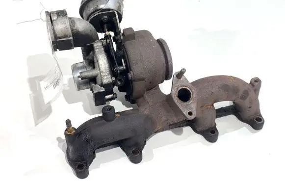 Volkswagen PASSAT B6 Turbo 038253016K