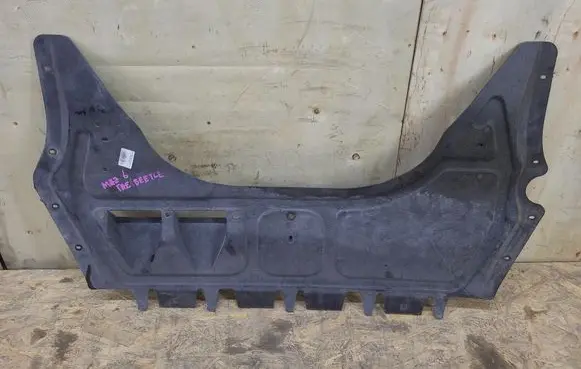Volkswagen Beetle A5 Front underbody cover/under tray 5C0825237D
