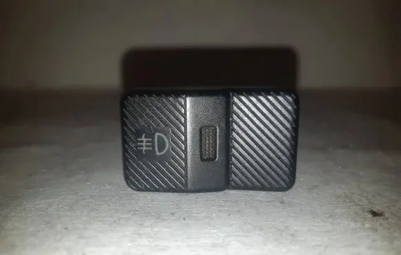 Fog light switch