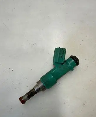 Lexus RX 450H Fuel injector 154043108 2325031090